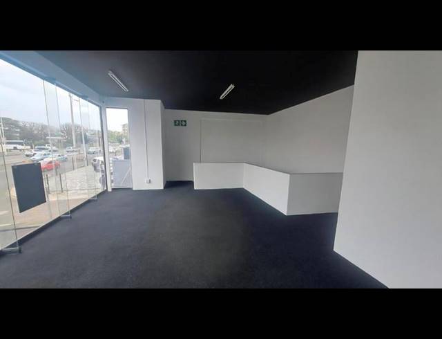 BUSINESS PROPERTY TO RENT IN WINDERMERE